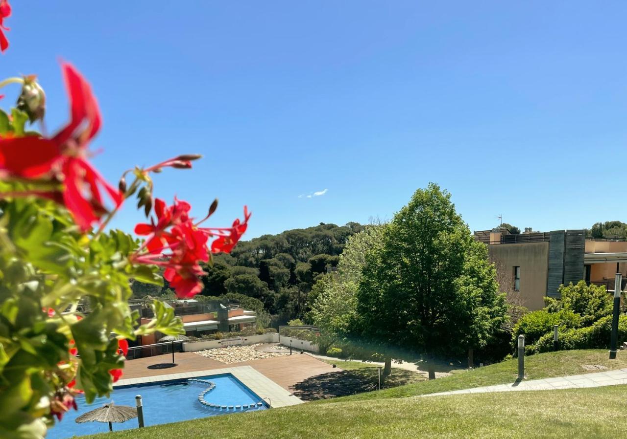 Pretty Garden Apartment Next To A Charming Beach Lloret de Mar Eksteriør bilde