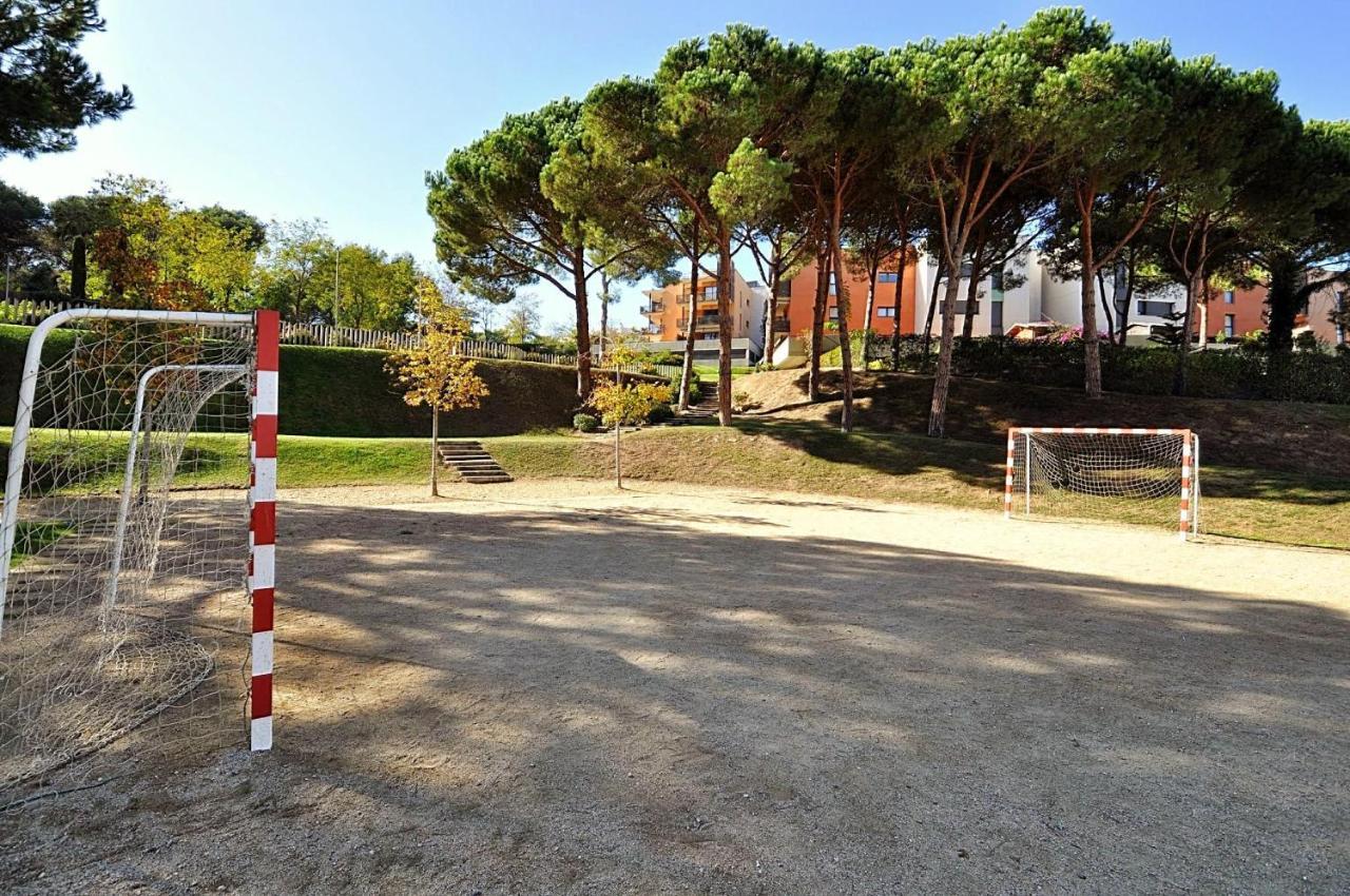 Pretty Garden Apartment Next To A Charming Beach Lloret de Mar Eksteriør bilde