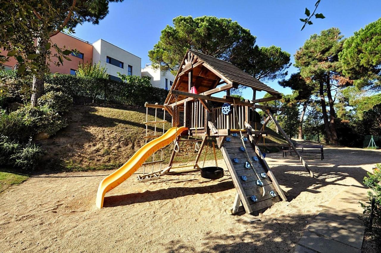 Pretty Garden Apartment Next To A Charming Beach Lloret de Mar Eksteriør bilde
