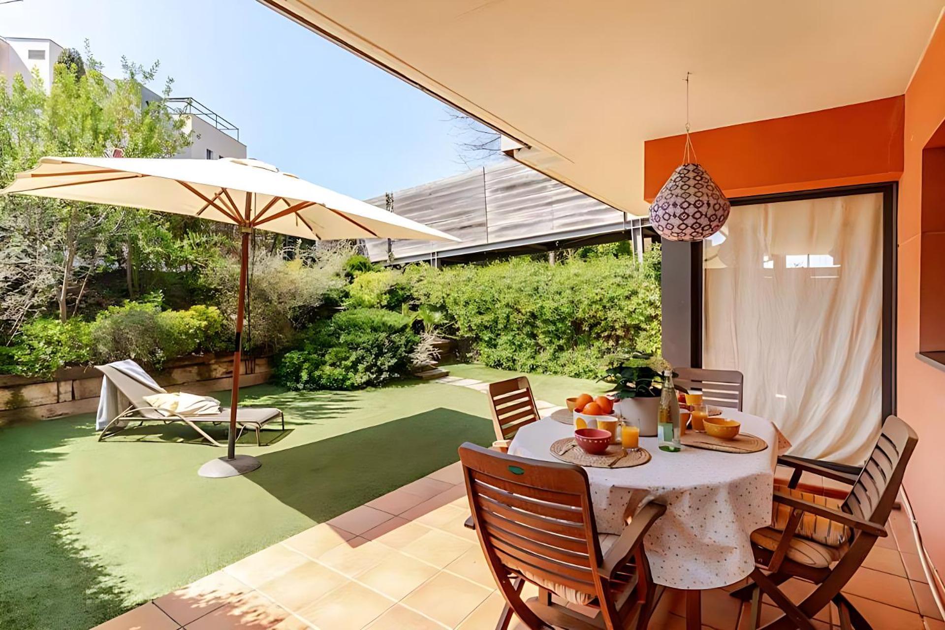 Pretty Garden Apartment Next To A Charming Beach Lloret de Mar Eksteriør bilde